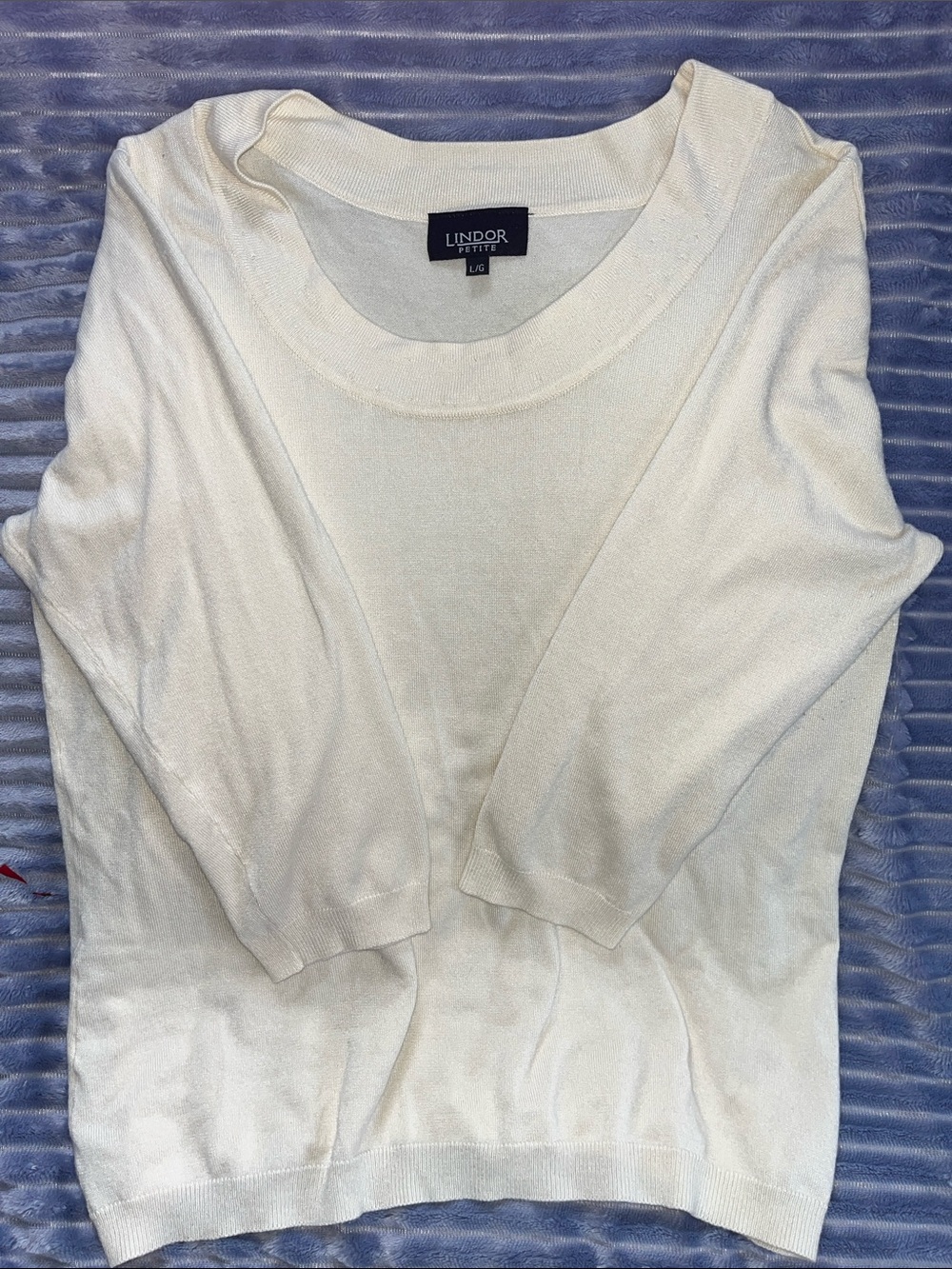 LINDOR Cream Scoop Neck Long Sleeve Top